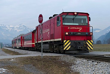 Zillertal Bahn regional train, Tyrol, Austria, Europe