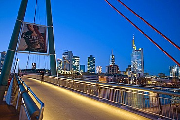 Evening mood, skyline, Holbeinsteg footbridge, Frankfurt, Hesse, Germany, Europe