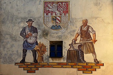 Detail of the old "Hiltpoltstein Gate", ca. 1520, with painting and Graefenberg coat of arms, painted by George Prell in 1925, Graefenberg, Upper Franconia, Bavaria, Germany, Europe