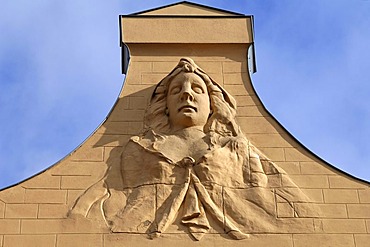 Gable of a wealthy town mansion with a relief of a female figure, Mecklenburgerstrasse 28, Schwerin, Mecklenburg-Western Pomerania, Germany, Europe