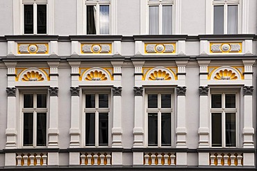 Detail of the restored facade of a neo-classical building, Mecklenburgstrasse, Schwerin, Mecklenburg-Western Pomerania, Germany, Europe