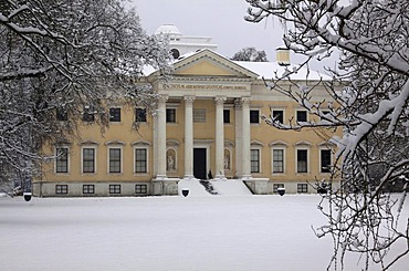 Schloss Woerlitz, Woerlitzer Park in winter, Woerlitz, Saxony-Anhalt, Germany, Europe