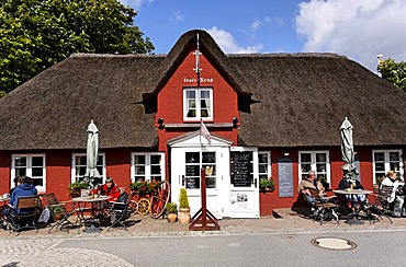 Cafe restaurant in Nebel, island of Amrum, Schleswig-Holstein, Germany, Europe