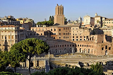 Torre delle Milizie, Trajan's markets, Santi Domenico e Sisto Church, Via Alessandrina, Rome, Lazio, Italy, Europe