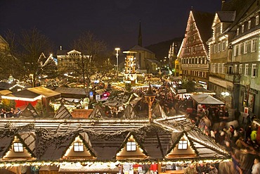 Christmas market on the market square, market stalls, winter, snow, Esslingen, Baden-Wuerttemberg, Germany, Europe
