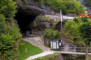 Entrance to the Devil's Cave, Pottenstein, Franconian Switzerland, Franconia, Bavaria, Germany, Europe