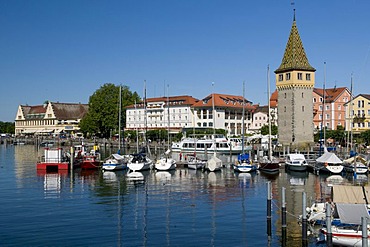 Mangturm tower in the harbour, Lindau, Lake Constance, Bavaria, Germany, Europe