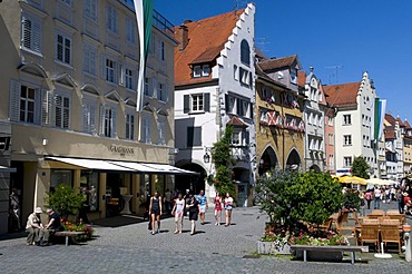 Maximilianstrasse shopping street in the old town, Lindau, Lake Constance, Bavaria, Germany, Europe