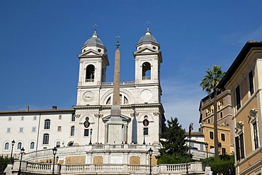 Basilica Church of S. Trinita dei Monti at the Spanish Steps, Piazza di Spagna, Rome, Italy, Europe