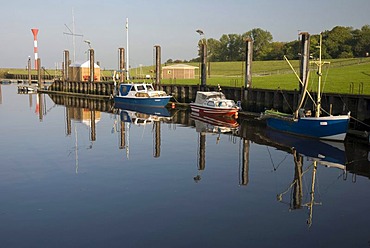 Boats in the port of Medem, North Sea resort of Otterndorf, Lower Saxony, Germany, Europe