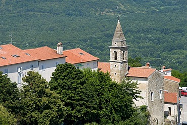 Mountain village of Motovun, Mirna valley, Istria, Croatia, Europe