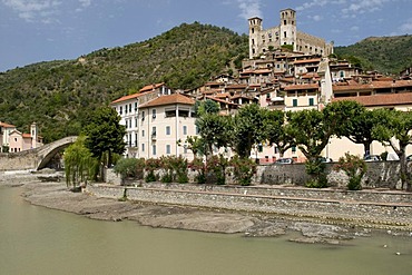 Mountain village Dolceacqua and the Castello Doria, in the Nervia Valley, Riviera, Liguria, Italy, Europe