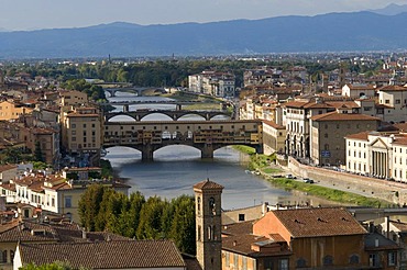 City panorama with the Ponte Vecchio bridge and Arno river, view from Mount all Croci, Florence, Tuscany, Italy, Europe