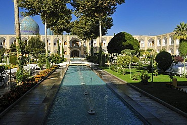 Historic Abbasi caravansaray and hotel, UNESCO World Heritage Site, Esfahan, Isfahan, Iran, Persia, Asia