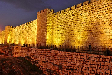 Town wall of Jerusalem near the Jaffa Gate, in the last daylight, Israel, Middle East, Orient