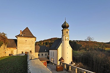 Parish Church beside Neuhaus Castle, Weissenbach, Triesting Valley, Lower Austria, Austria, Europe