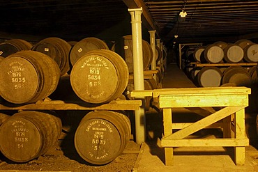 Talisker distillery, single malt whisky, Skye Island, Highlands region, Scotland, United Kingdom, Europe