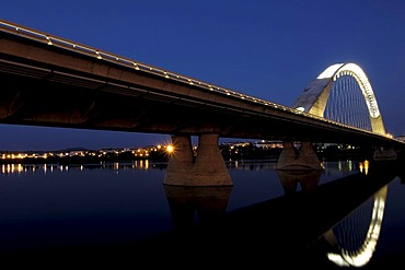 Lusitania Bridge over Guadiana River, night shot, Merida, Badajoz province, Ruta de la Plata, Spain, Europe