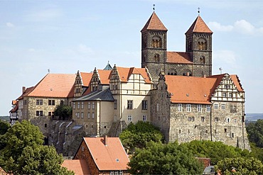 Castle, St Servatius Church and Schlossberg, Quedlinburg, Saxony-Anhalt, Germany, Europe