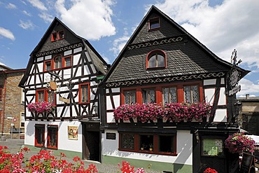 Old town of Bacharach, half-timbered buildings, UNESCO World Heritage, Mittelrheintal valley, Rhineland-Palatinate, Germany, Europe