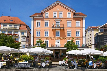 Hotel Reutemann on the waterfront in Lindau, Lake Constance, Allgaeu, Bavaria, Germany, Europe