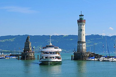 Harbor entrance at Lindau, Lake Constance, Bavaria, Germany, Europe