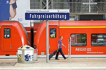 Sign, fare increase, Deutsche Bundesbahn German Railways, Central Station, Frankfurt, Hesse, Germany, Europe