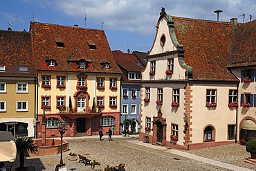 Altes Buergerhaus building from 1775, left, Old Town Hall, right, marketplace, Endingen am Kaiserstuhl, Baden-Wuerttemberg, Germany, Europe