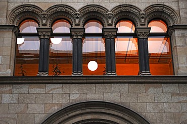 Window arches with columns on the facade of the former Imperial Post Office, 1874, in neo-Romanesque style, Hansering 19, Halle Saale, Saxony-Anhalt, Germany, Europe