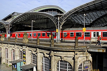 Bar, cafe, restaurant Alter Wartesaal at the main station, Cologne, Rhineland, North Rhine-Westphalia, Germany, Europe