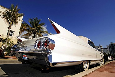 Chevrolet with tail fins, Ocean Drive, Miami South Beach, Art Deco district, Florida, USA