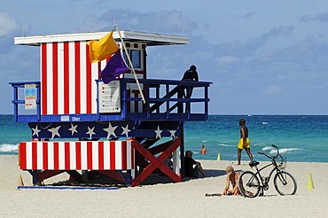 Lifeguard Tower, beach tower, Miami South Beach, Art Deco District, Florida, USA