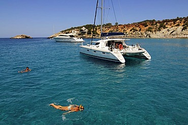 Tour boat, boat trip, Cala d'Hort, Ibiza, Pine Islands, Balearic Islands, Spain, Europe