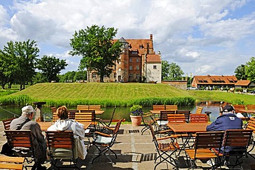 Schloss Ulrichshusen castle of the family von Maltzahn, Mecklenburg-Western Pomerania, Germany, Europe