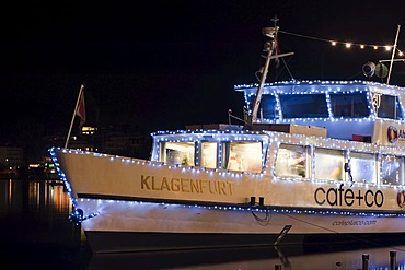 Ship, night shot, Christmastime, Woerthersee Lake, Velden, Carinthia, Austria, Europe