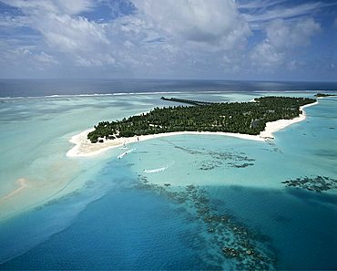 Sun Island, Nalaguraidhoo, aerial photograph, Ari Atoll, Maldives, Indian Ocean