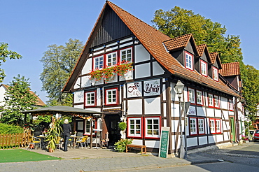 Cafe, restaurant, half-timbered house, historic town centre, Luegde, Bad Pyrmont, Teutoburg Forest Park, North Rhine-Westphalia, Germany, Europe