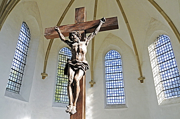 Crucifix and stained glass windows, Collegiate Church of St. Felicitas, Vreden, Muensterland, North Rhine-Westphalia, Germany, Europe