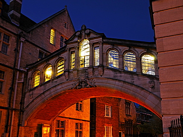 Bridge of Sighs, New College Lane, built to link the old and the new quadrangles of Hertford College, the bridge spans new College Lane, Oxford, Oxfordshire, England, United Kingdom, Europe