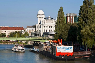 Urania, a public educational institute and observatory, ships and Badeschiff, bathing ship, Danube Canal, Urania, Vienna, Austria, Europe