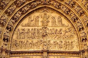 Detail of the main entrance of the Onze-Lieve-Vrouwekathedraal, Church of Our Lady, Antwerp, Belgium, Europe