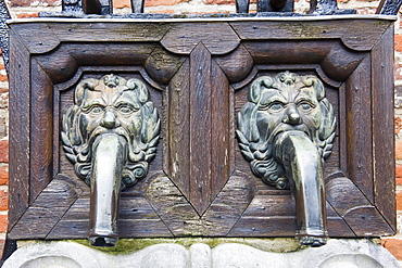 Manual water pump, Grand Beguinage, Unesco World Heritage Site, Leuven, Belgium, Europe