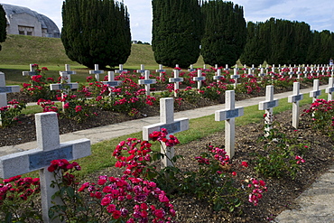 War graves, Camp de Batallie, Douaumont, Verdun, Lorraine, Lorraine, France, Europe