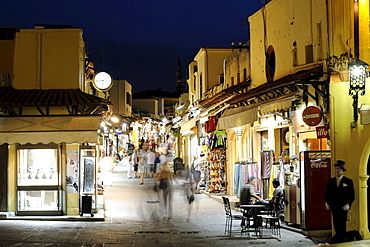 Odos Sokratous, a shopping street, Platia Ippokratou, Rhodes Town, Rhodes, Greece, Europe