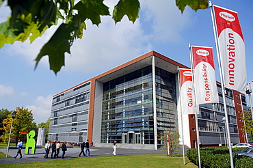 Headquarters of Henkel AG & Co. KGaA in Dusseldorf Holthausen, North Rhine-Westphalia, Germany, Europe