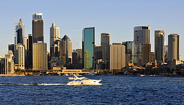 View of Sydney Cove, yacht off Circular Quay, port, skyline of Sydney, Central Business District, Sydney, New South Wales, Australia