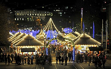 Night shot of the Christmas market, Schlossplatz square, Stuttgart, Baden-Wuerttemberg, Germany, Europe