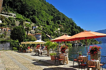 Promenade with restaurant terraces, Lake Maggiore, Cannero Riviera, Piedmont, Italy, Europe