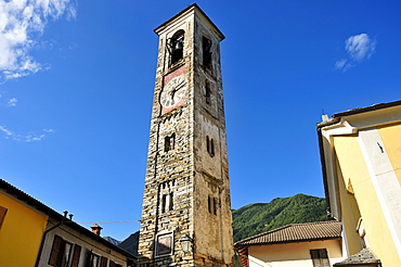 Village square, church, Cavaglio San Donnino, Valle Cannobina valley, Lake Maggiore, Cannobio, Piedmont, Italy, Europe