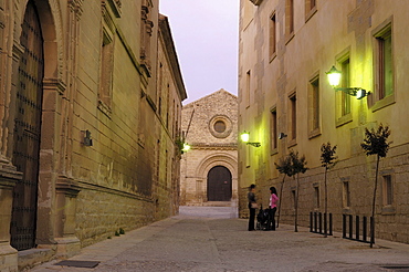 Street of the historical center and Romanesque church of Santa Cruz at back, Baeza, Jaen province, Andalusia, Spain, Europe